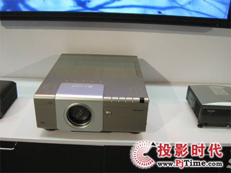 ƬDLPоƬͶӰC(j)XG-P610Xꑇ(gu)(ni)