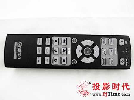 示創(chuàng)cinetron HD-900 LCOS家用投影機按鍵和遙控器