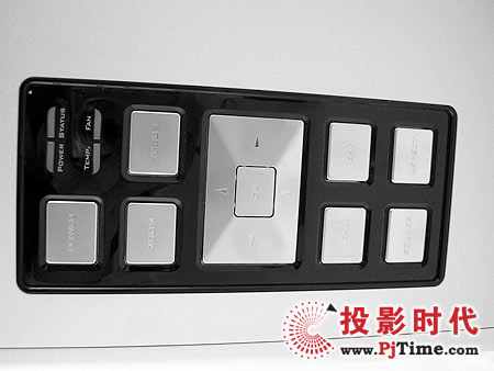 示創(chuàng)cinetron HD-900 LCOS家用投影機按鍵和遙控器