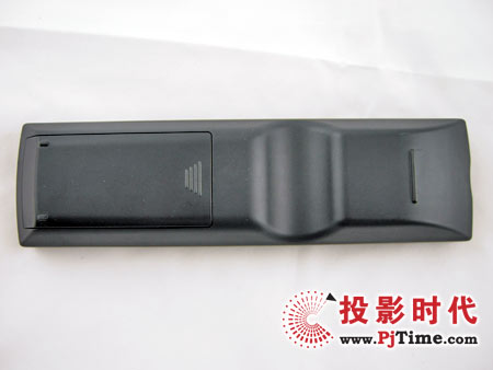 示創(chuàng)cinetron HD-900 LCOS家用投影機按鍵和遙控器