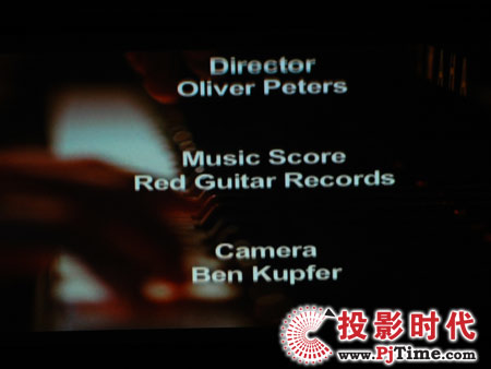示創(chuàng)cinetron HD-900 LCOS家用投影機線條和文字
