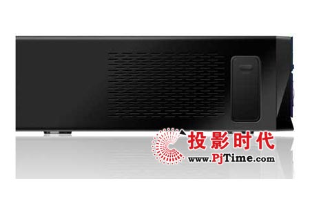 海爾寶藍(lán)V9側(cè)面觀