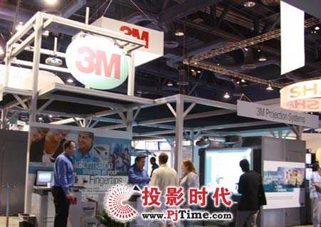 3M˾Infocomm 2008չʾͶӰϵy(tng)