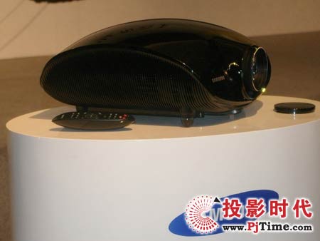 暗黑色的精靈，SP-A800B的海豚造型
