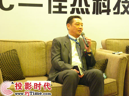 NEC投影機的突然降價是否出于市場壓力
