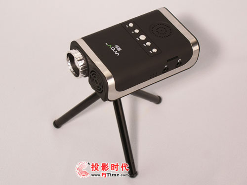 讓你看的通透 魔影MOV192微型投影機評測