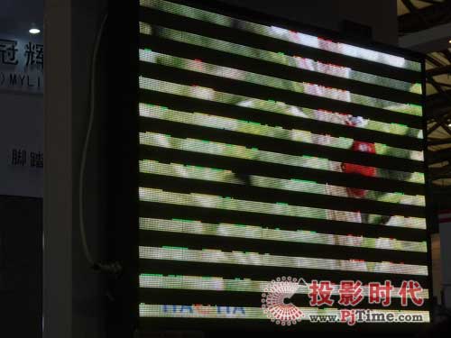 冠輝電子亮相上海國際廣告技術(shù)設(shè)備展