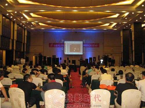 銳聲燈光音響長(zhǎng)沙南昌新產(chǎn)品鑒賞會(huì)完滿結(jié)束