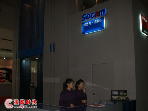 亮相BIRTV2009 巴可展專(zhuān)業(yè)大屏產(chǎn)品