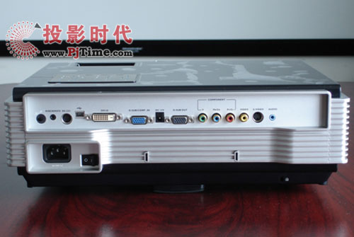 買明基工程投影 EP880贈NOKIA 6303c一部