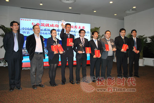 專業(yè)筑就成功，方案領秀未來