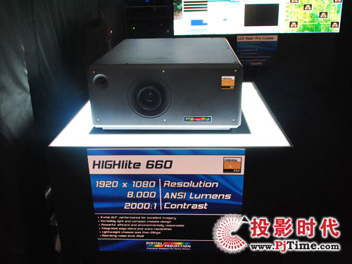 HIGHlite 660ͶӰC(j)