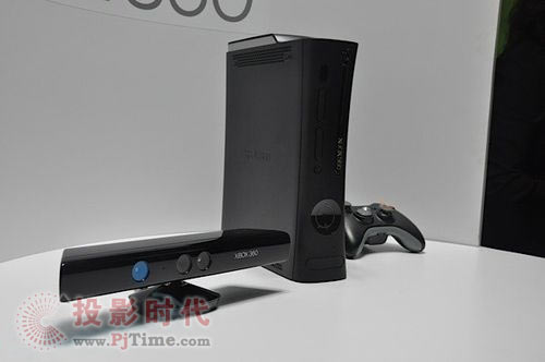 采用體感外設(shè)Kinect的微軟Xbox 360游戲機