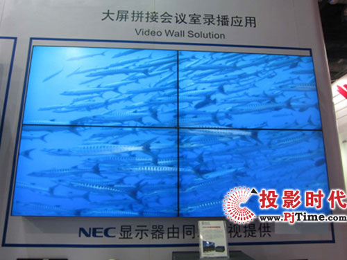 NECI(y)Һ@ʾ2012 Infocomm չ