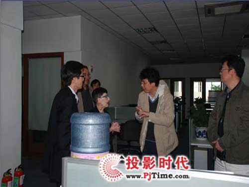 ClearOne全球董事局主席蒞臨紅杉樹通訊共商大計(jì)