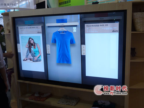 智慧的觸摸屏--優(yōu)熠電子亮相上海數(shù)字標(biāo)牌展