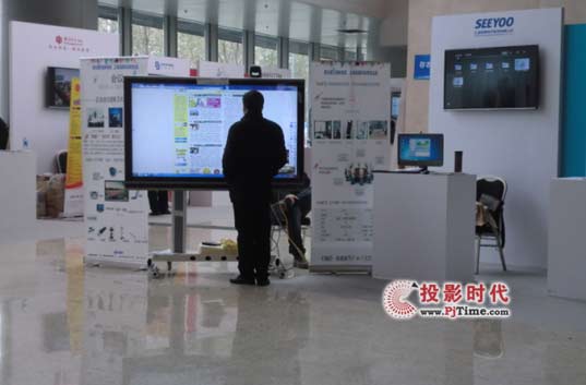 UhС2012R(chung)I(y)ِ