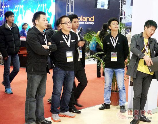 Coda Audio2013VGET Showչ[