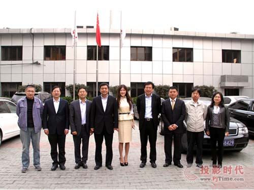 北京市委常委陳剛視察利亞德公司