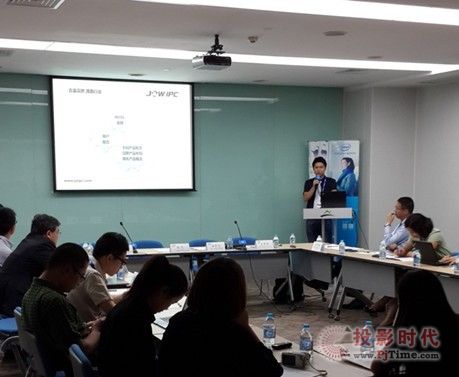 全球首發(fā)IPSS 智微上海數(shù)字標牌展發(fā)布OPS2.0產(chǎn)品