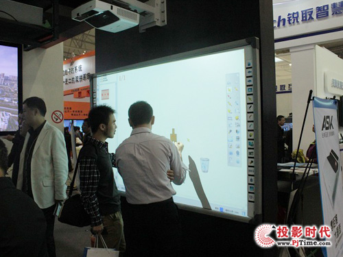 ASK攜多個(gè)教育解決方案驚艷第65屆教育裝備展