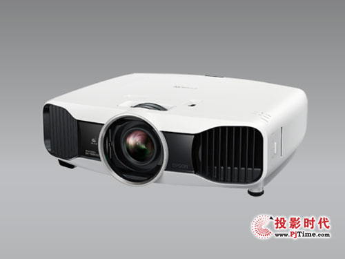 超高對(duì)比度 愛(ài)普生CH-TW8200家用投影