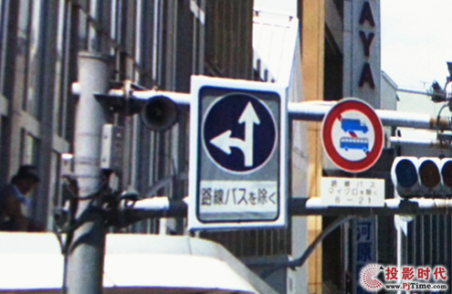 畫質(zhì)到底誰強(qiáng)？JVC新4K家用投影機(jī)與舊機(jī)和愛普生4K機(jī)對比