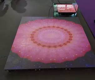 LED@ʾQLED CHINA 2015