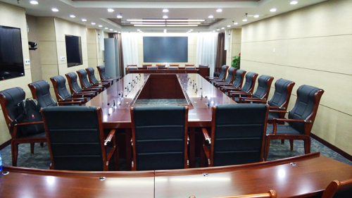 為什么用起來這么好？激光電視搶占高端會議室市場