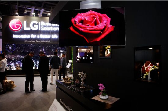 LG商用顯示璀璨亮相infocomm china 2016 小伙伴們都驚呆了