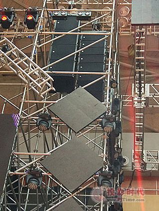 ZSOUND火爆助陣“梧桐愛心之夜大型慈善群星演唱會”現(xiàn)場