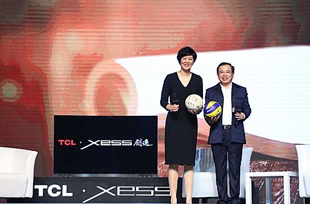 退役不“退場” TCL攜肇俊哲續(xù)寫足球精神佳話