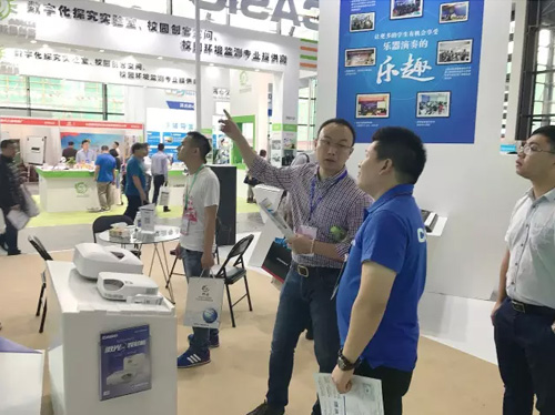 卡西歐亮相廣西南寧教育裝備展