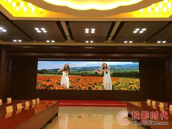 һ����У��피�(j��)���� ��˼LED�M(j��n)�v����У����Ϣ�����O(sh��)