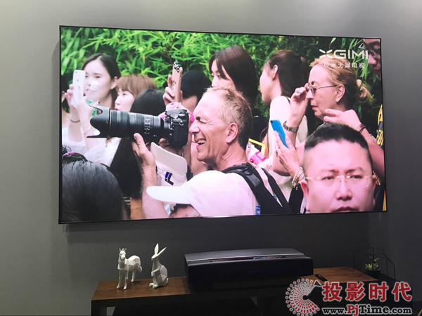 你可能不知道：激光電視為何需要抗光幕？