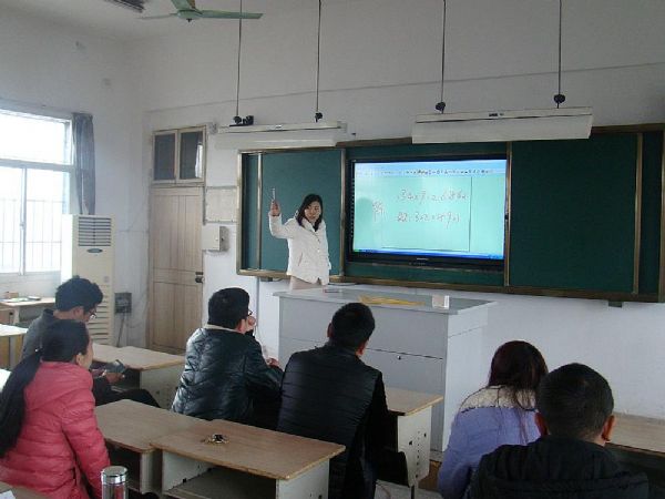 教育部白板新標：苦了誰，美了誰？