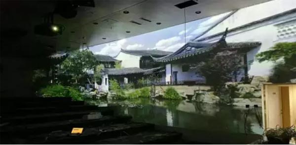 在豪華游輪上欣賞沉浸式投影，是種什么體驗(yàn)？