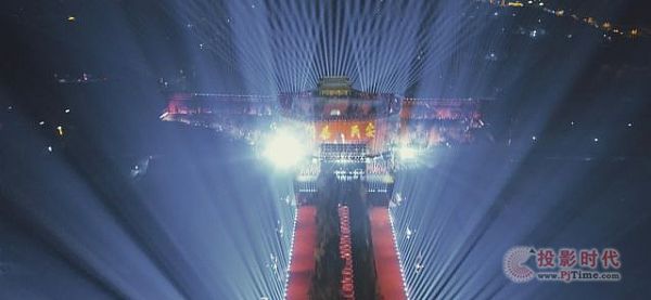 最恢弘的春晚舞臺(tái)：5500平震撼實(shí)景，146級(jí)泰山封禪