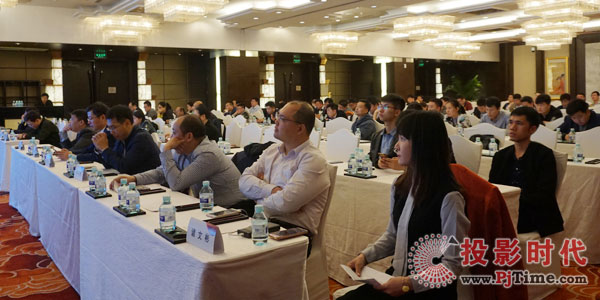 鑫普蘭普攜手利亞德 開啟商顯新視界