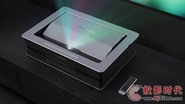 這有可能是本屆infomm展上最“激”情的一款家用電視,直擊三基色!