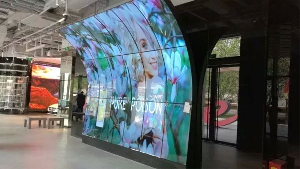 LG OLEDMercedes me➩ؘ(bio)ĸйʢ磡