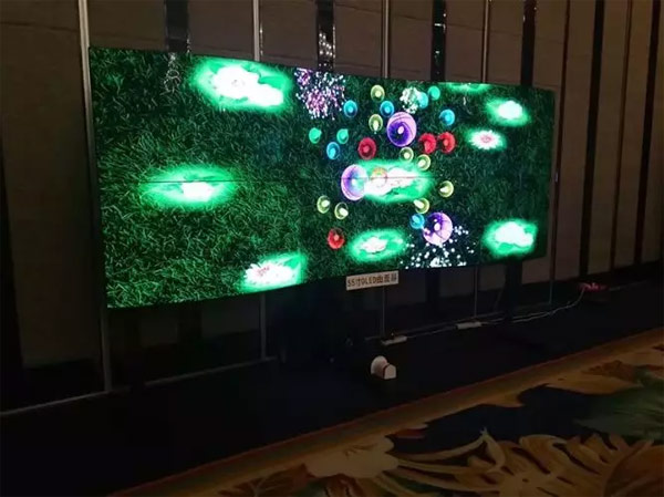 55寸OLED曲面拼接屏
