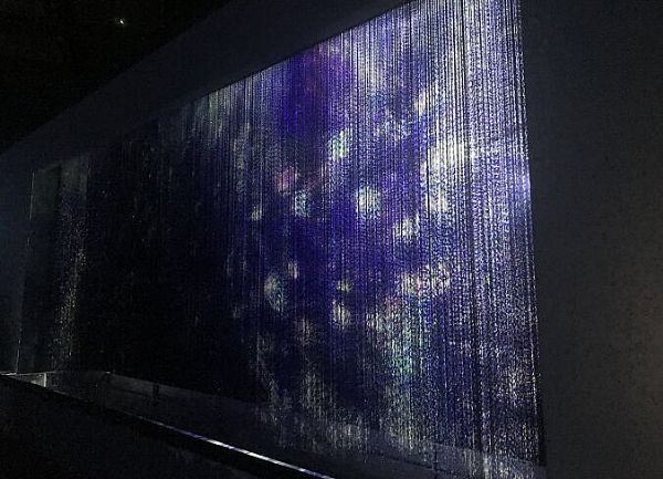 明基激光工程投影機“深海之光沉浸式藝術(shù)展”賞析