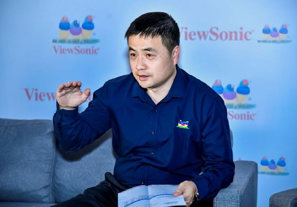 打造客廳爆款：優(yōu)派投影有“內(nèi)涵”