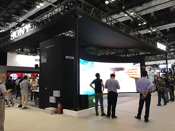 ᄓ(chung)Ӱ@ʾȫ(j)WInfoComm China 2019