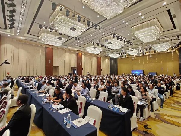 MTM-FCOB震撼發(fā)布，AET解鎖顯示行業(yè)新未來
