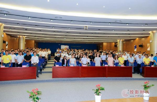 (li��n)�����2021���п��Y(ji��)����A�M��Ļ