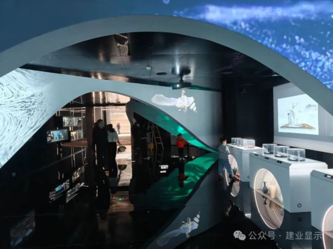 沉浸式探索新能源汽車(chē)未來(lái)世界：建業(yè)顯示攜手科視Christie點(diǎn)亮鄭州【比亞迪·迪空間】科普館