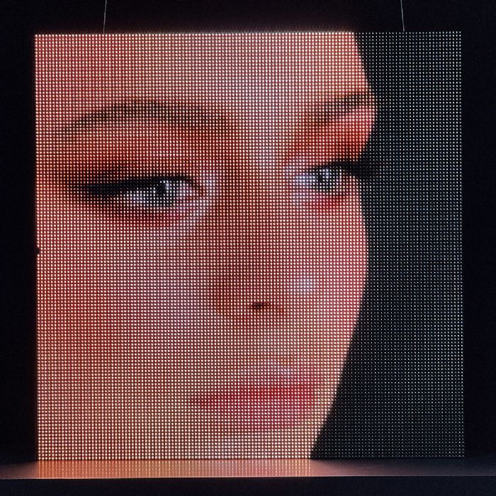 ۷eƼ_ϵLED(q)infoComm 2025