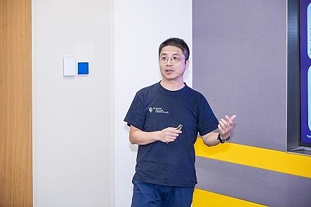 (chung)ͱ2025TӡXceleratorِQِCYɹek